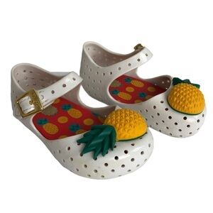 Mini Melissa Furadinha Pineapple Mary Jane Shoes